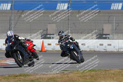 media/Nov-26-2022-Fastrack Riders (Sat) [[b001e85eef]]/Level 2/Session 3 Outside Turn 9/